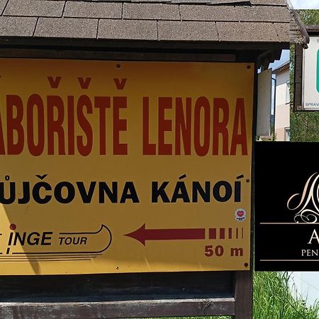 Pension Motel Anna Lenora エクステリア 写真