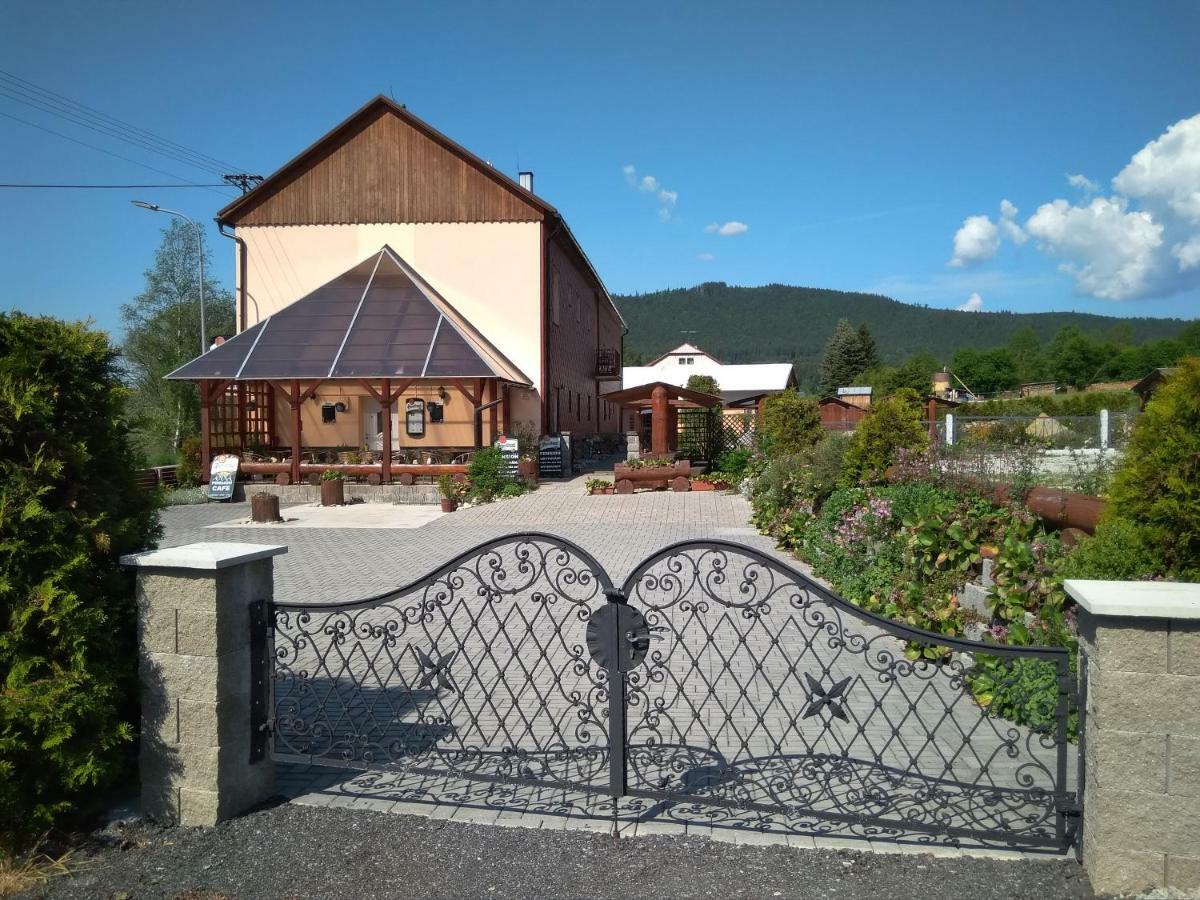 Pension Motel Anna Lenora エクステリア 写真
